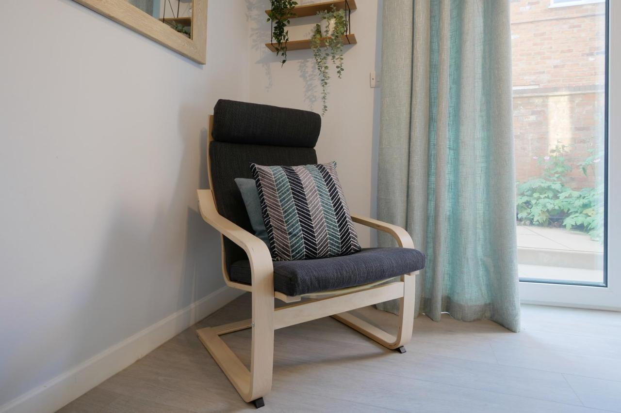 Crewe Short Lets 1 Victoria Court, Crewe Apartment Luaran gambar