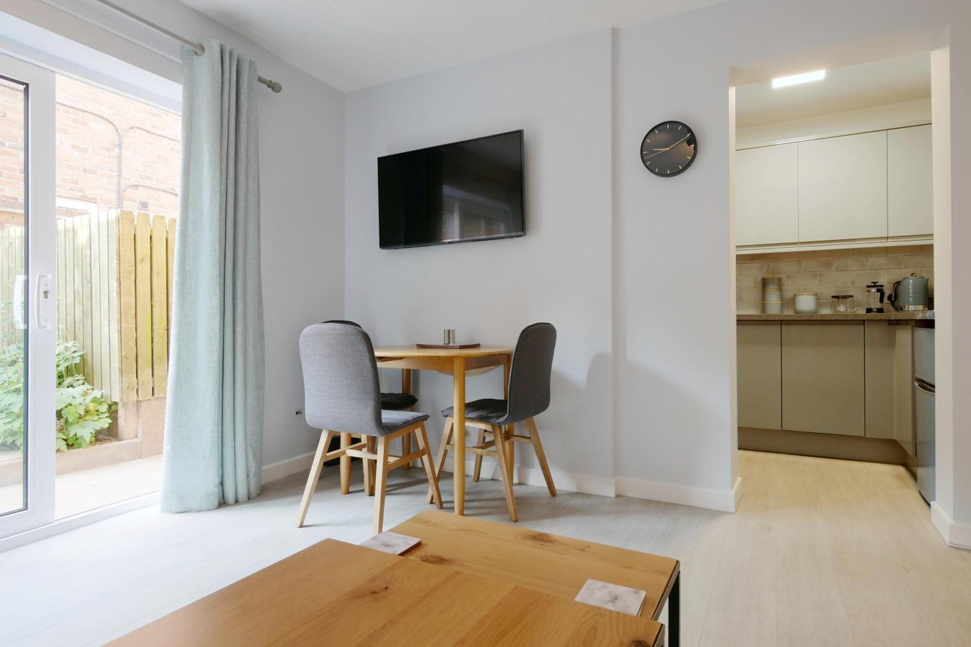 Crewe Short Lets 1 Victoria Court, Crewe Apartment Luaran gambar